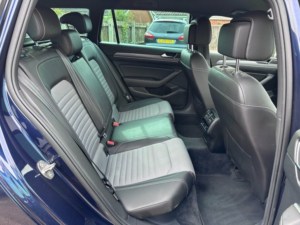 Volkswagen Passat 2L R-line AK16KSZ Blue #4