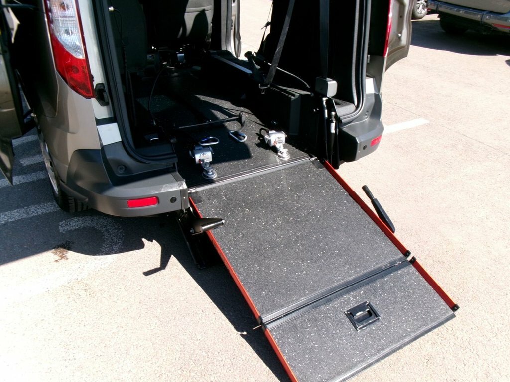 Ford Tourneo Connect 1.5L Zetec Silver #4