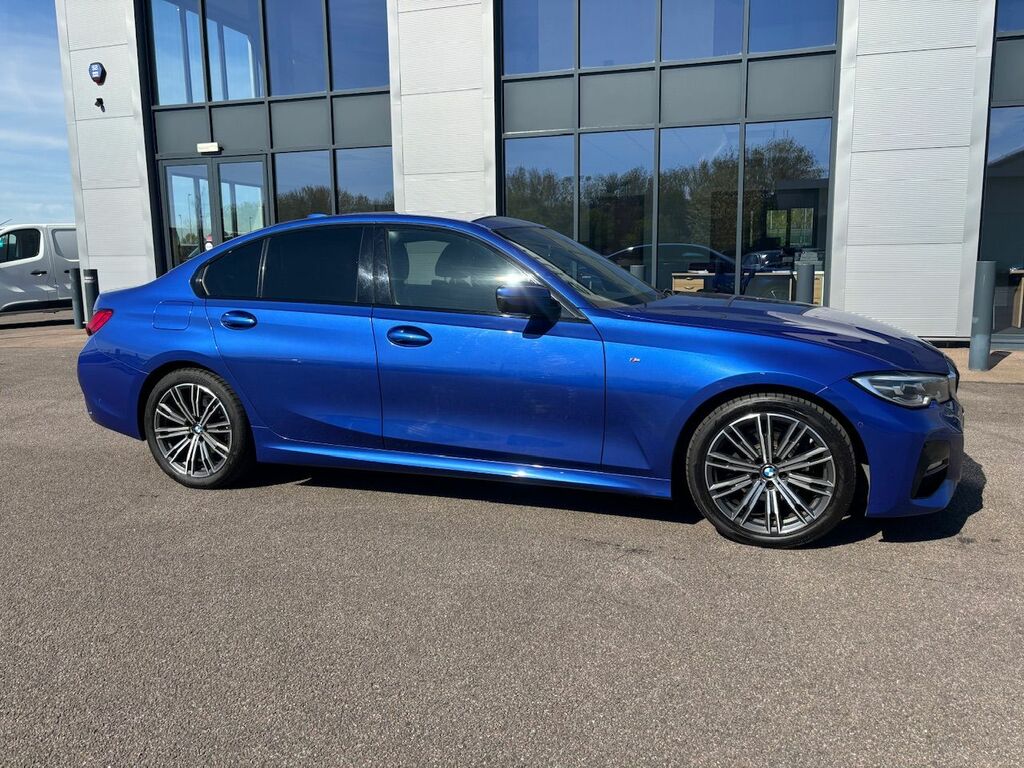 BMW 3 Series 2.0 320I M Sport Xdrive 184Ps FV21XRU Blue #4