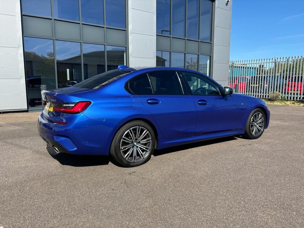 BMW 3 Series 2.0 320I M Sport Xdrive 184Ps FV21XRU Blue #6