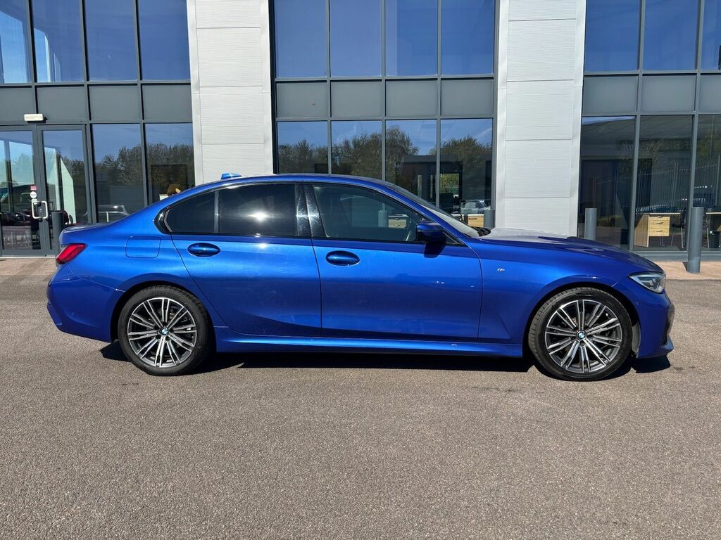 BMW 3 Series 2.0 320I M Sport Xdrive 184Ps FV21XRU Blue #5