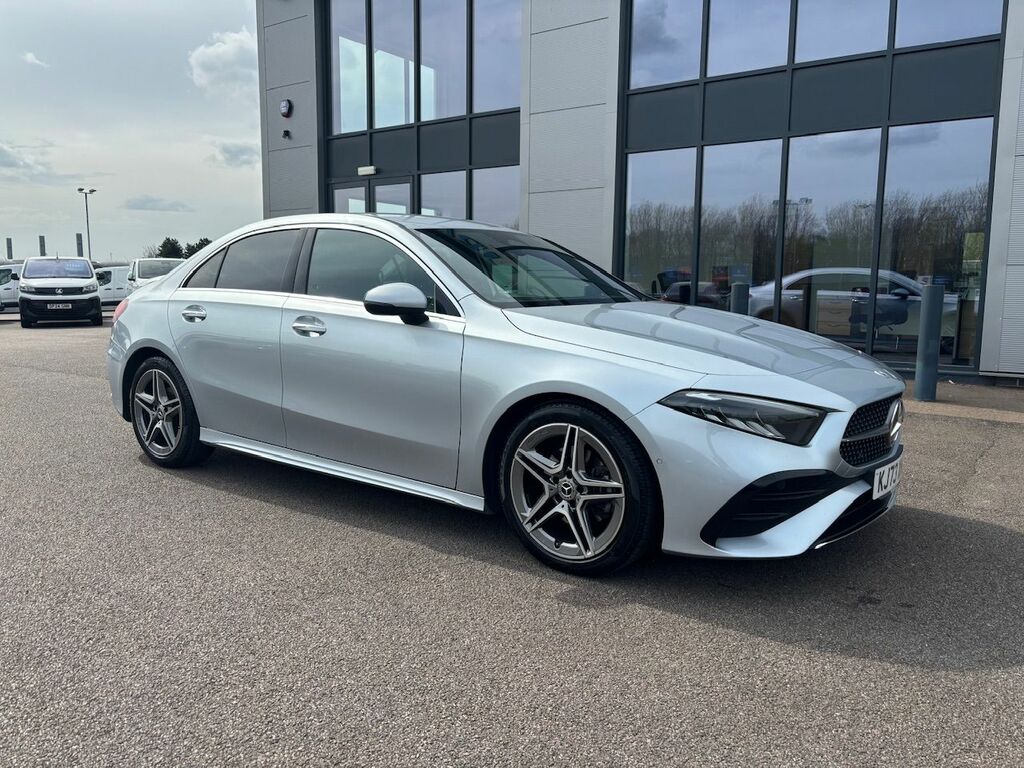 Mercedes-Benz A Class 1.3 A180h Mhev Amg Line Executive 150Ps KJ73XMD Silver #2