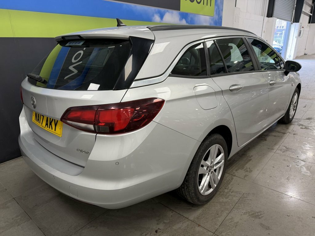 Vauxhall Astra 1.4L Tech Line NA17AKY Silver #4