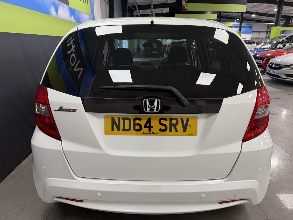 Honda Jazz 1.4L Es Plus ND64SRV White #5