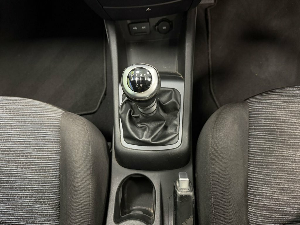 Kia Proceed 1.4 Zr-7 104 Bhp White #20