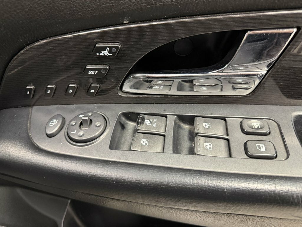 SsangYong Rexton Suv 2.7 D Ex 2012 Black #14