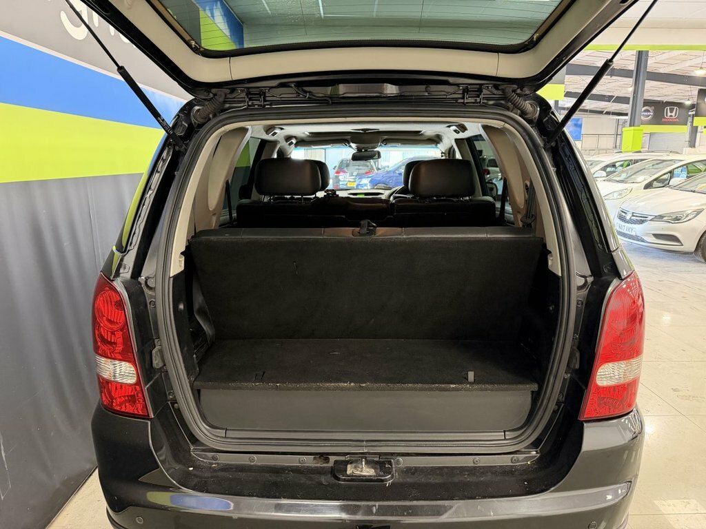 SsangYong Rexton Suv 2.7 D Ex 2012 Black #7