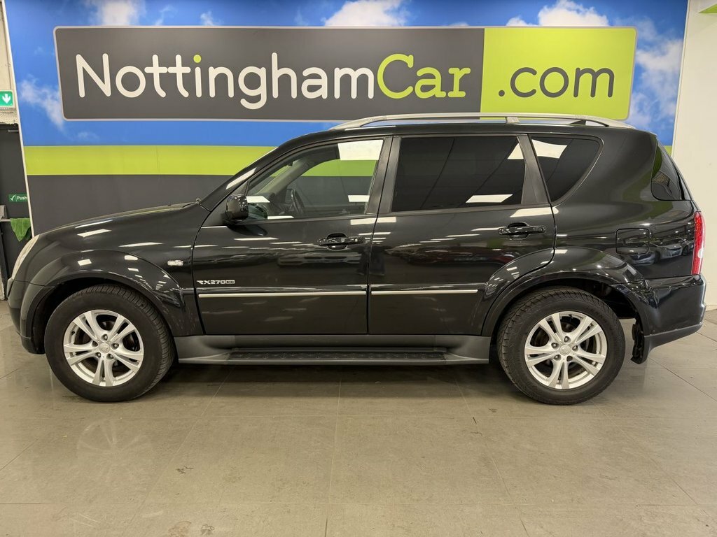 SsangYong Rexton Suv 2.7 D Ex 2012 Black #9