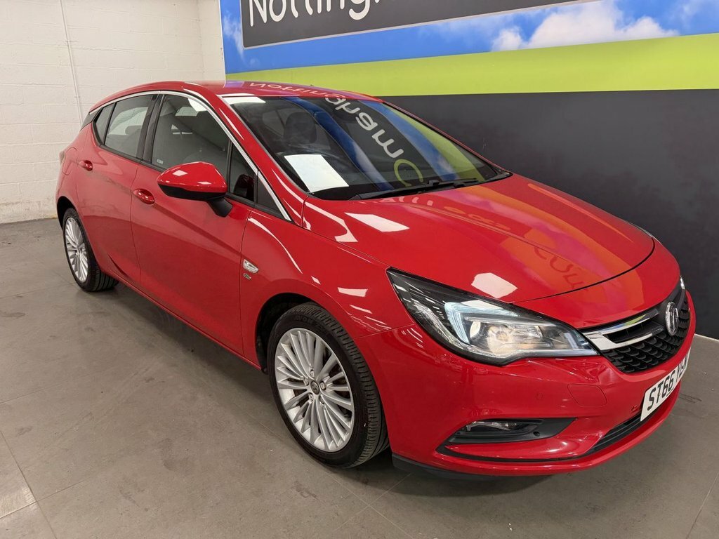 Vauxhall Astra 1.6L Elite Nav Red #3
