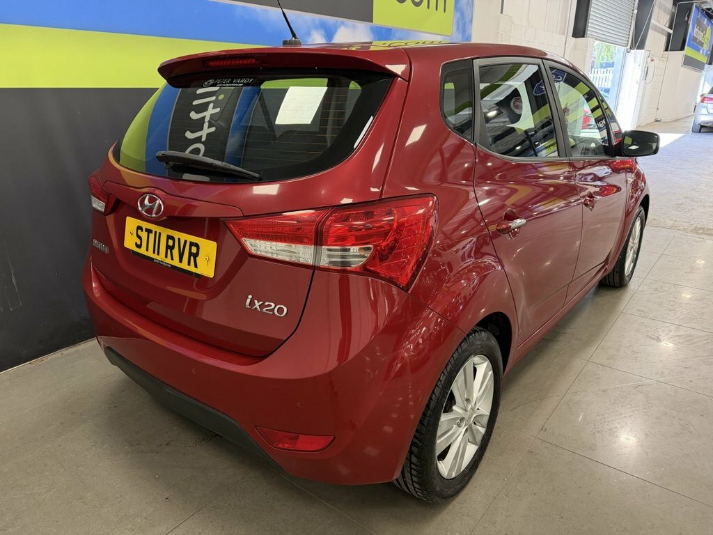 Hyundai Ix20 1.6L Active Red #4