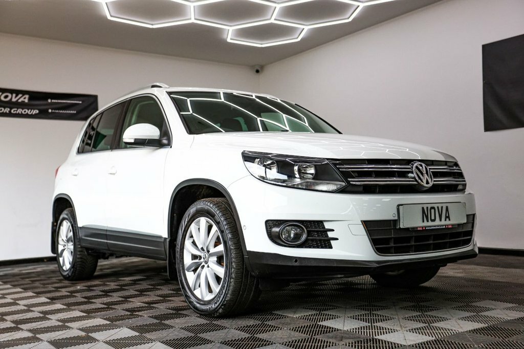 Volkswagen Tiguan 2L Match SF15JUM White #3