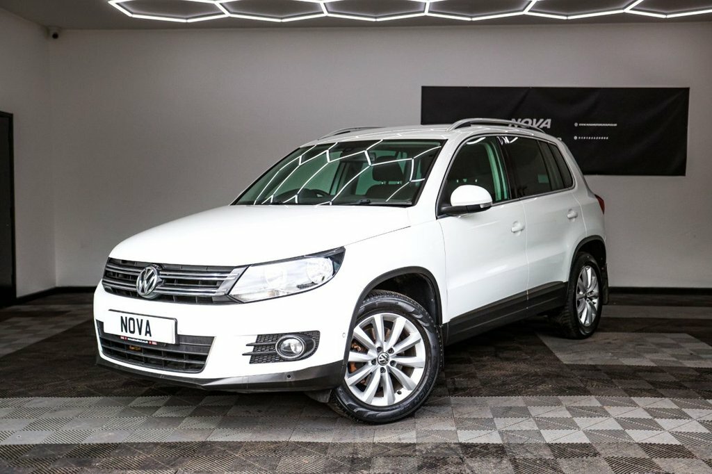 Volkswagen Tiguan 2L Match SF15JUM White #2