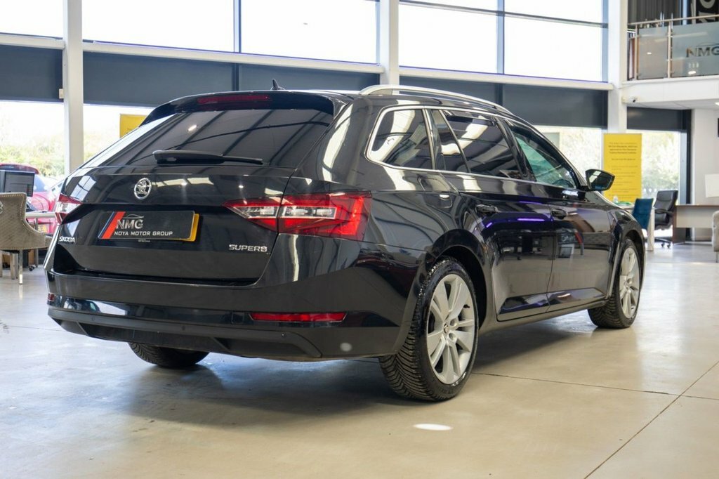 Skoda Superb 2L Se L Executive Black #4