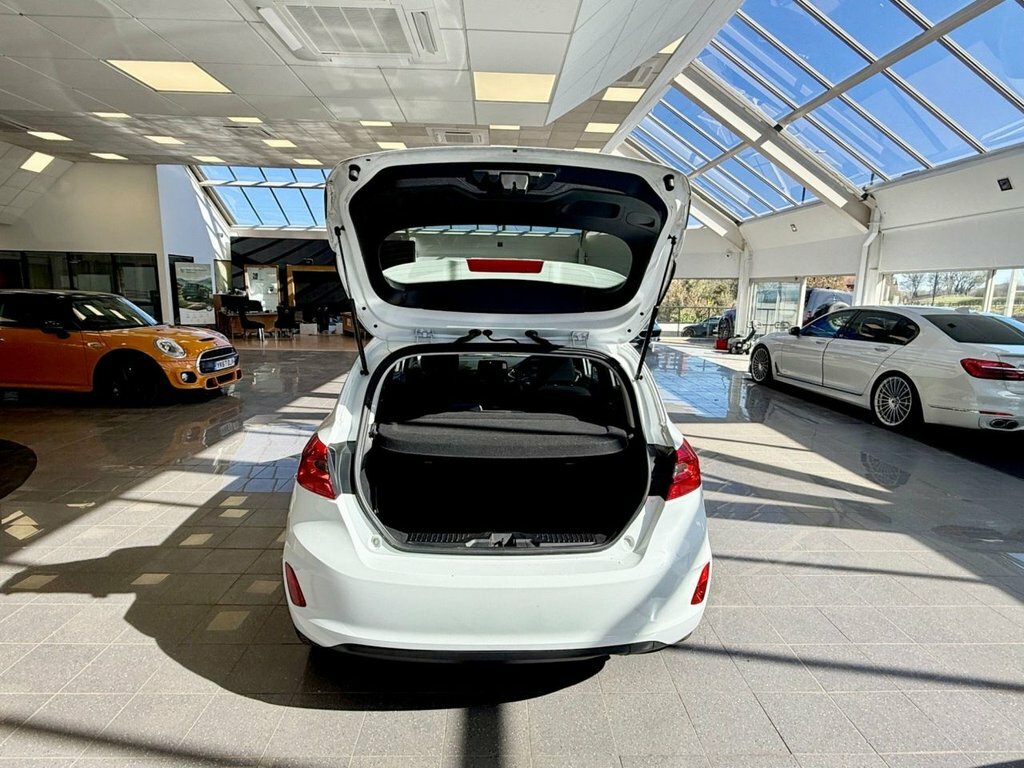 Ford Fiesta 1.1L Trend CA69VKU White #6
