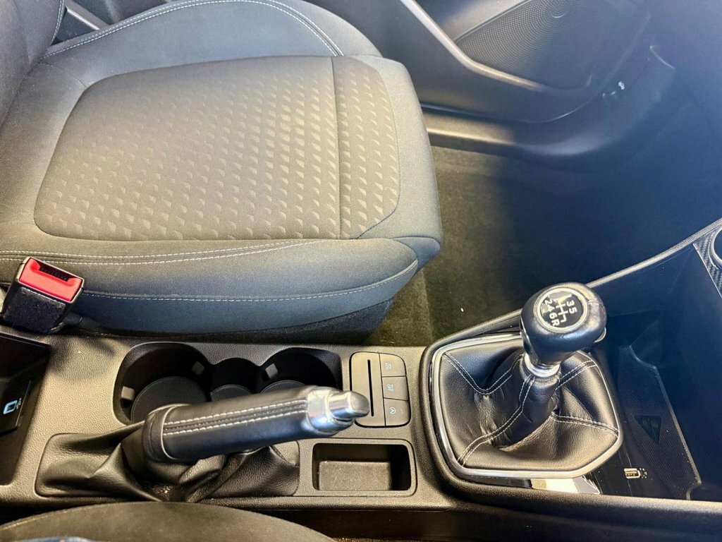 Ford Fiesta 1L Zetec DL19UJU Silver #6