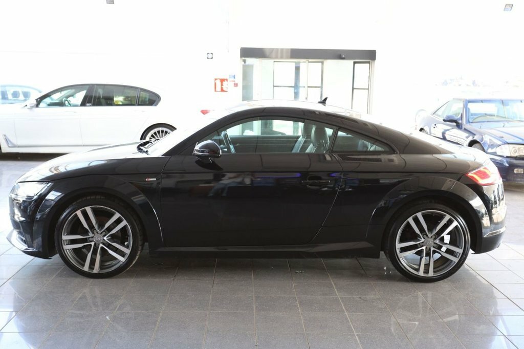Audi TT 2L S Line YN66PYX Black #5