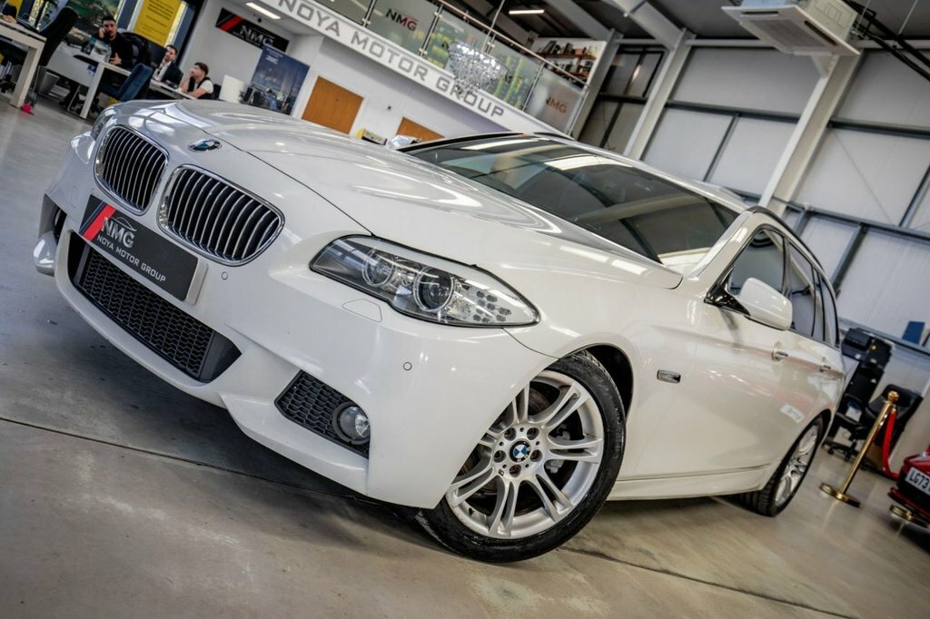 BMW 5 Series Estate White #5