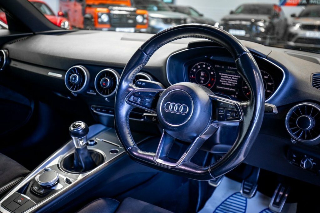 Audi TT 1.8L Sport CA66CPE White #3