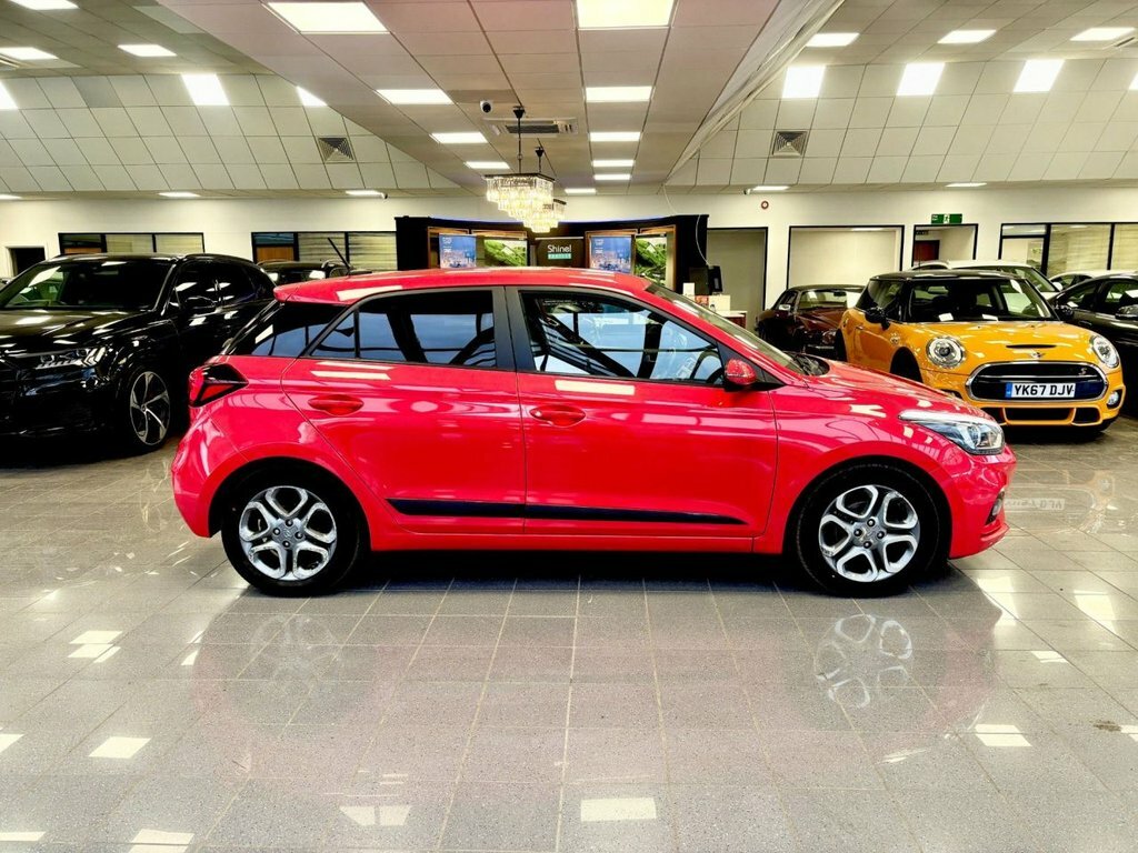 Hyundai I20 1.2L Premium Nav Red
