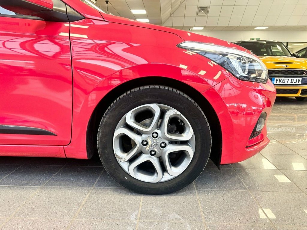 Hyundai I20 1.2L Premium Nav ND68FAO Red #2