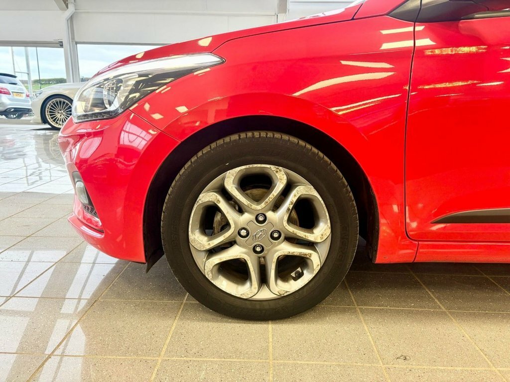Hyundai I20 1.2L Premium Nav ND68FAO Red #3