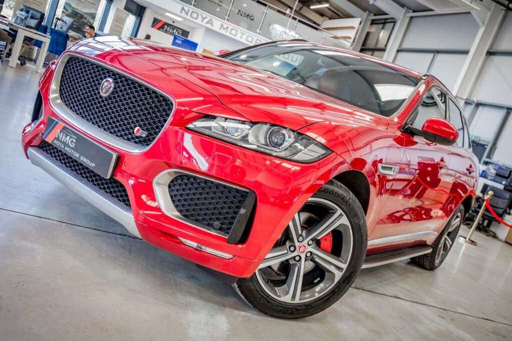 Jaguar F-Pace 3L S FE66LPN Red #5