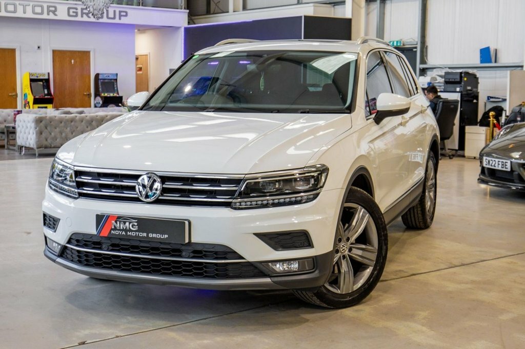 Volkswagen Tiguan 2L Sel YP68XMJ White #5