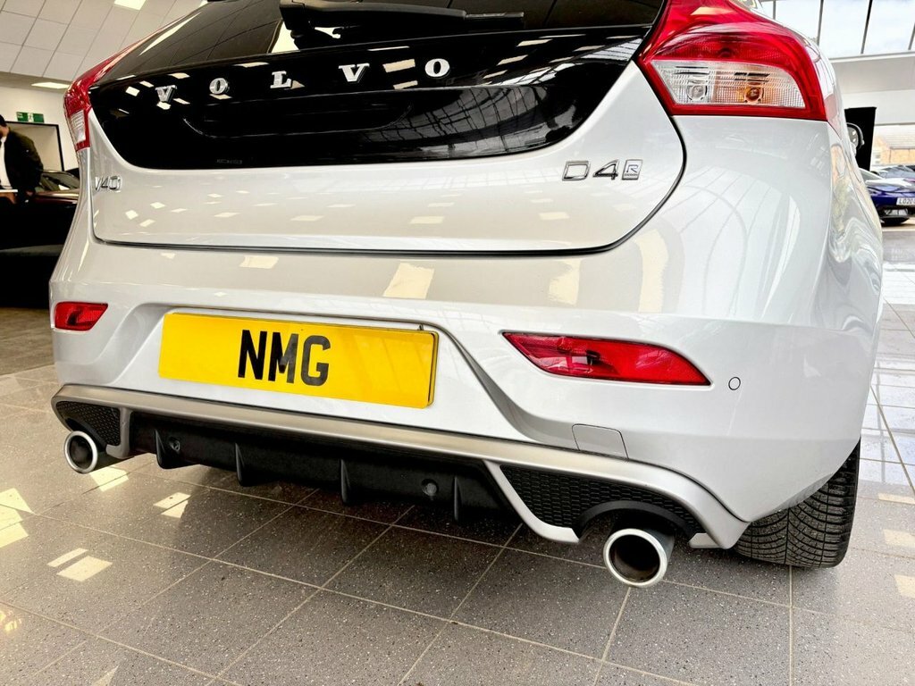 Volvo V40 2L R-design Pro KJ17FPK Silver #6