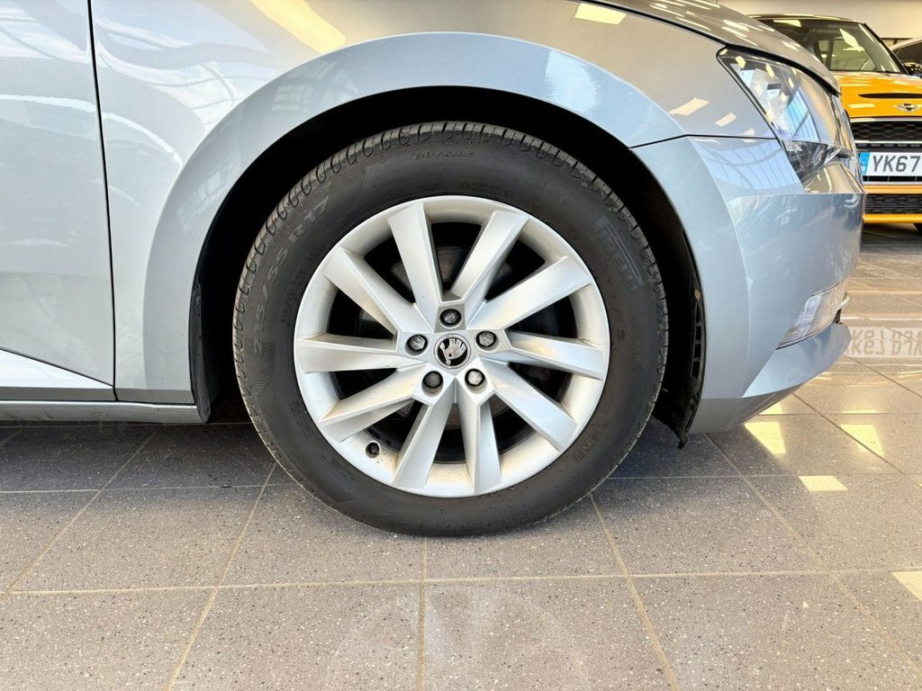 Skoda Superb 1.6L Se Grey