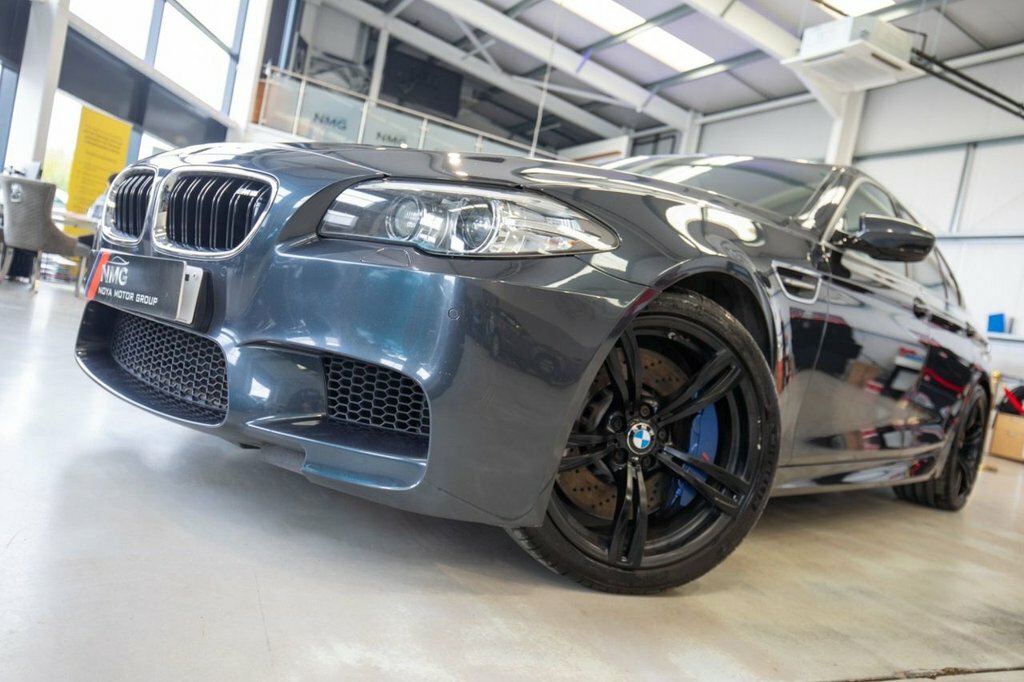 BMW M5 4.4L Null Grey #5