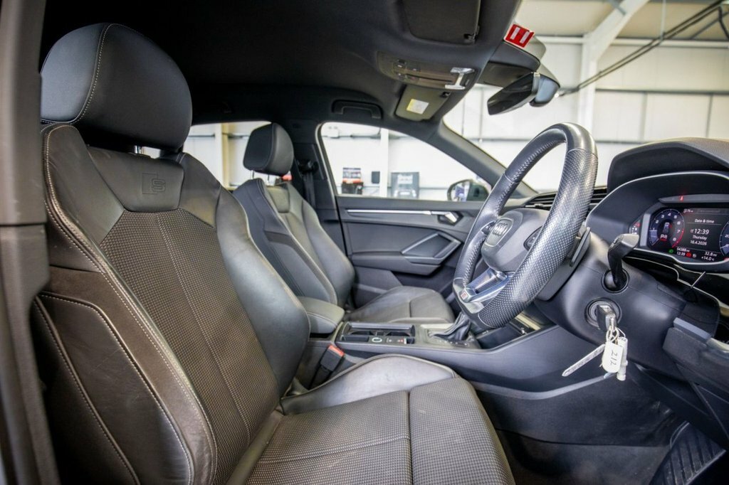 Audi Q3 2L S Line KN70OWH Grey #3