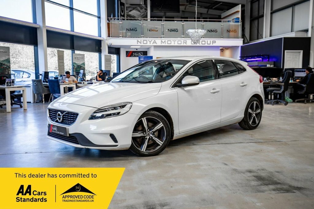 Volvo V40 2L R-design White