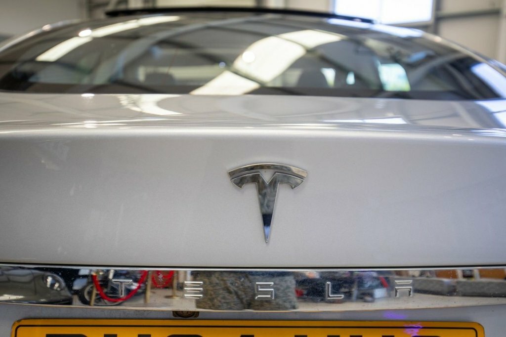 Tesla Model S 85 Auto 5dr Grey #9