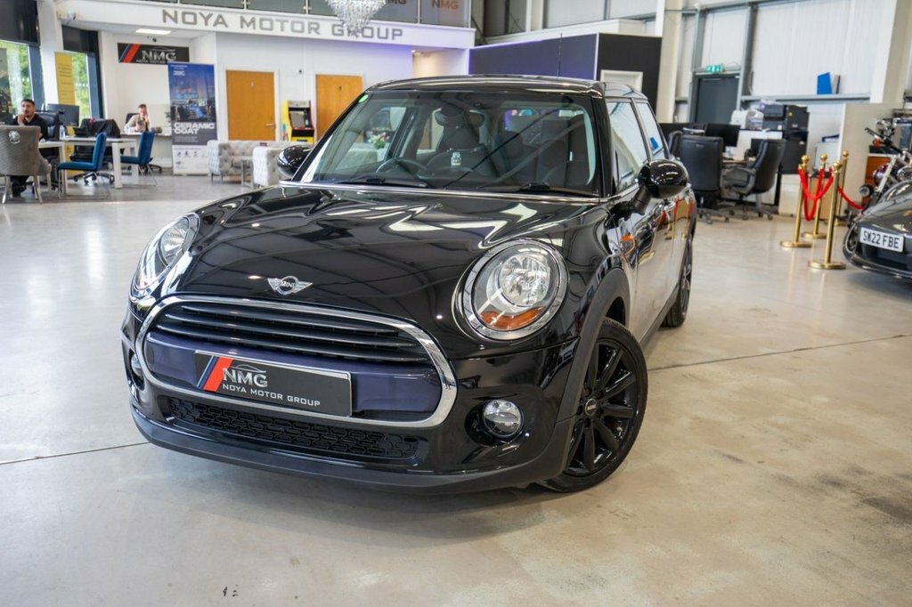 Mini Hatch 1.5L Cooper NA67UYL Black #4