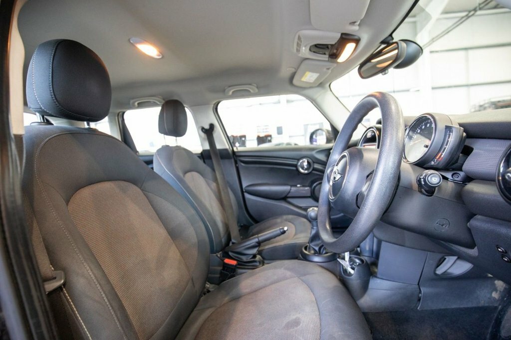Mini Hatch 1.5L Cooper NA67UYL Black #3