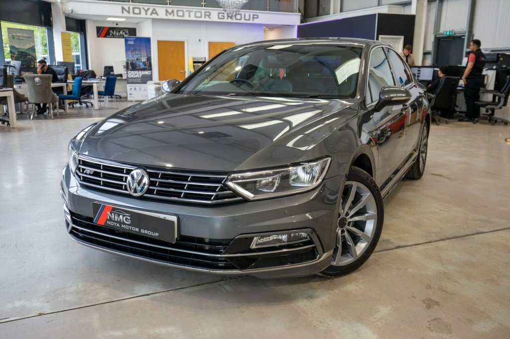 Volkswagen Passat 2L R-line NJ17OZX Grey #4