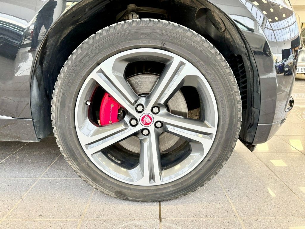 Jaguar F-Pace 3L S Black