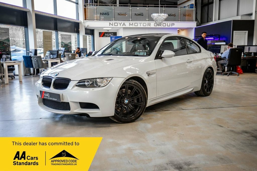 BMW M3 4L Null White
