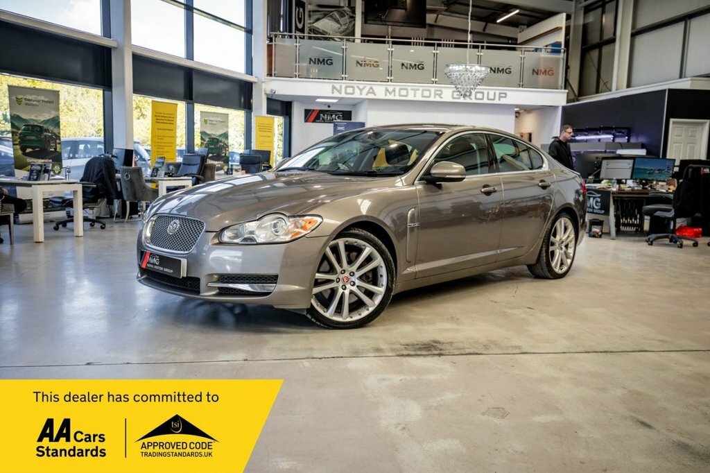 Jaguar XF 3L Premium Luxury Grey