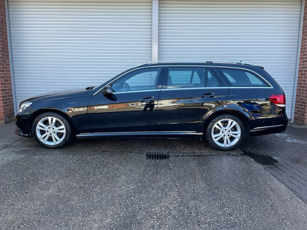 Mercedes-Benz E Class Bluetec Se KM16LNG Black #3