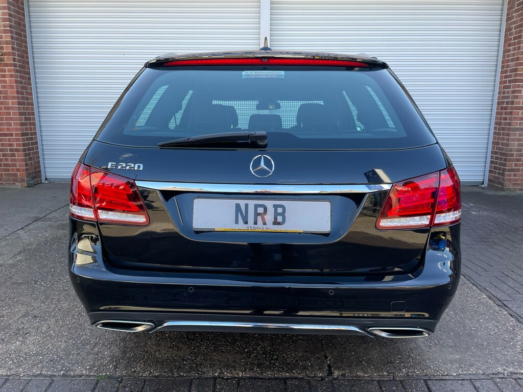 Mercedes-Benz E Class Bluetec Se KM16LNG Black #4
