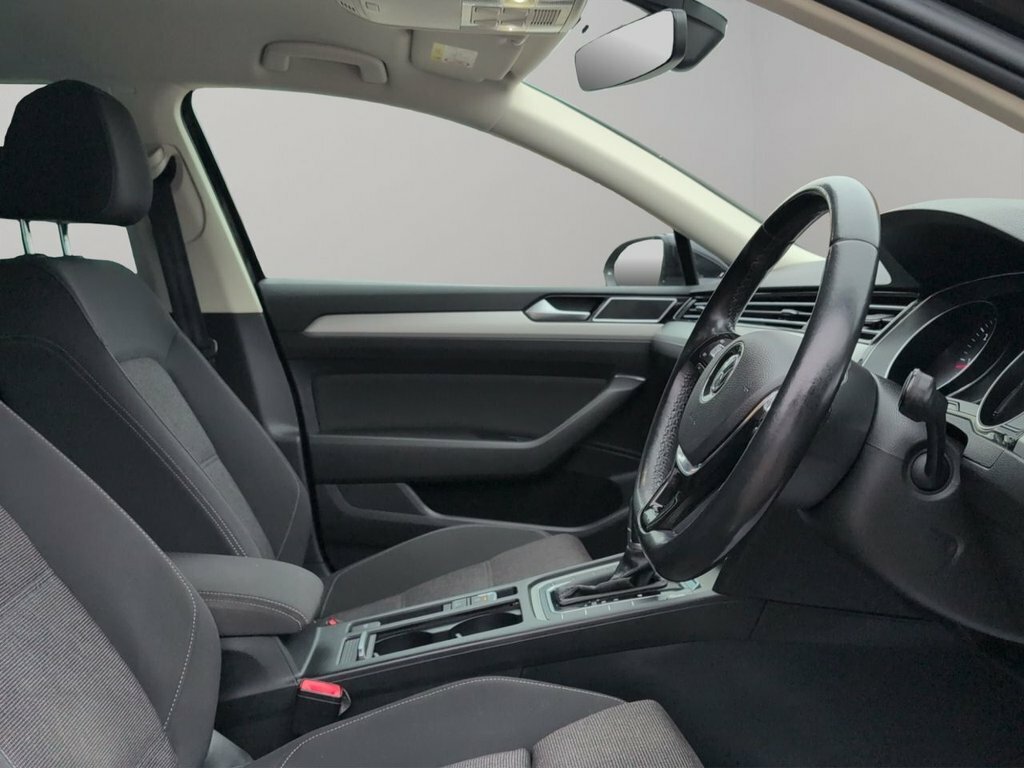 Volkswagen Passat 1.6 Tdi Se Business Estate Dsg Euro 6 Black #4