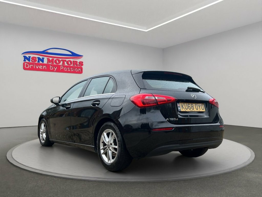 Mercedes-Benz A Class 1.5 A180d Se Hatchback 7G-dct Euro 6 S KU68OYO Black #2