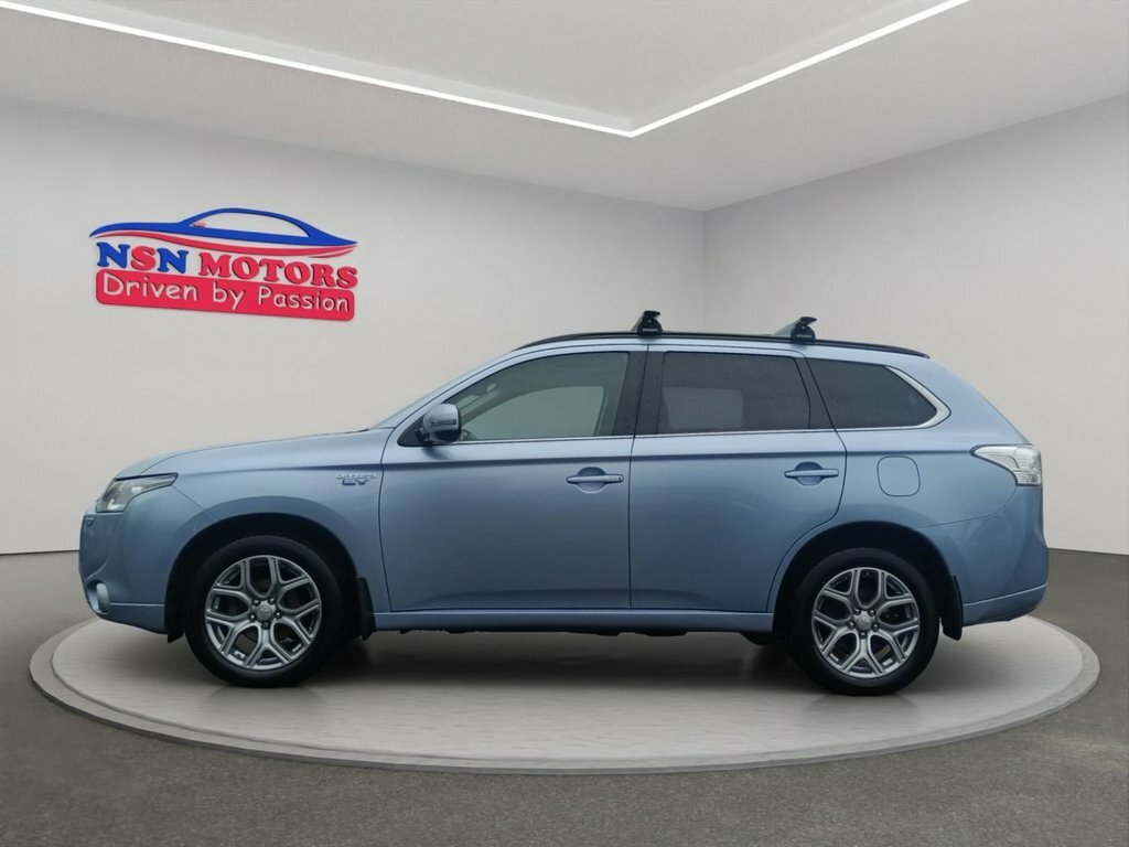 Mitsubishi Outlander 2.0H 12Kwh Gx4h Suv Plug-in Hybrid Cvt Blue #3