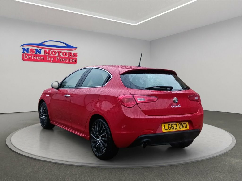 Alfa Romeo Giulietta 1.4 Tb Multiair Sportiva Hatchback Tct Red #2