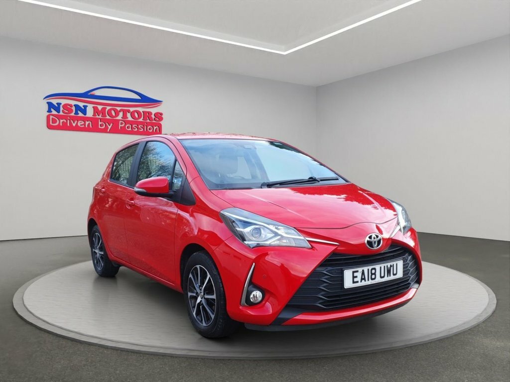 Toyota Yaris 1.5 Vvt-i Icon Tech Hatchback Eu Red