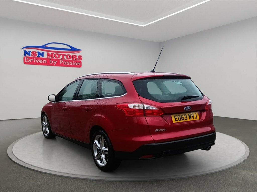 Ford Focus 2.0 Tdci Titanium X Estate Powershift E Red #2