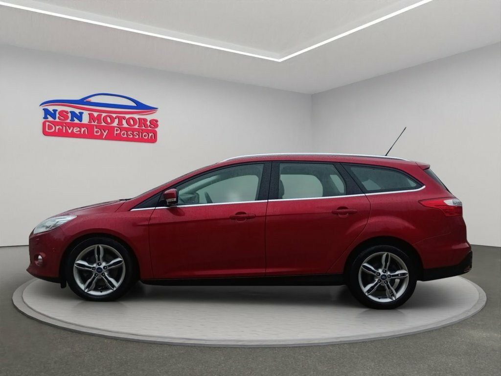 Ford Focus 2.0 Tdci Titanium X Estate Powershift E Red #3