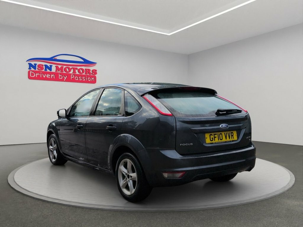 Ford Focus 1.6 Zetec S Hatchback 157 Gkm, GF10VVR Grey #2