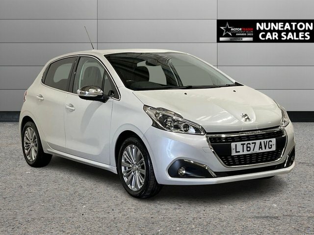 Peugeot 208 1.2 Puretech Allure Hatchback Eat Euro White